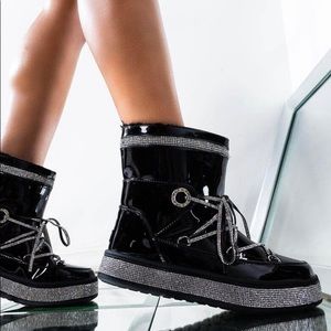 Azalea Wang Flat Bootie In Black